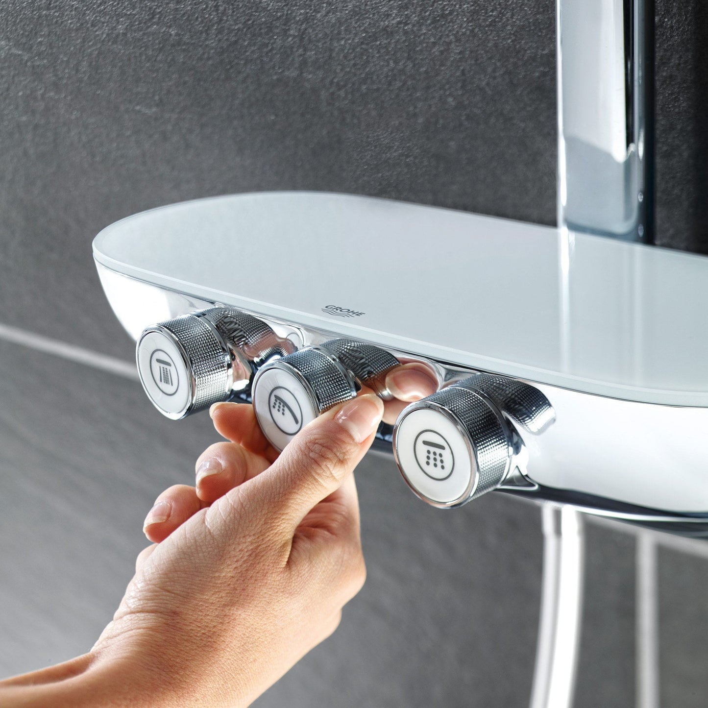 
                  
                    GROHE 高儀 RAINSHOWER SYSTEM SMARTCONTROL DUO 360  恆溫 頂灑 恆溫龍頭 26250
                  
                