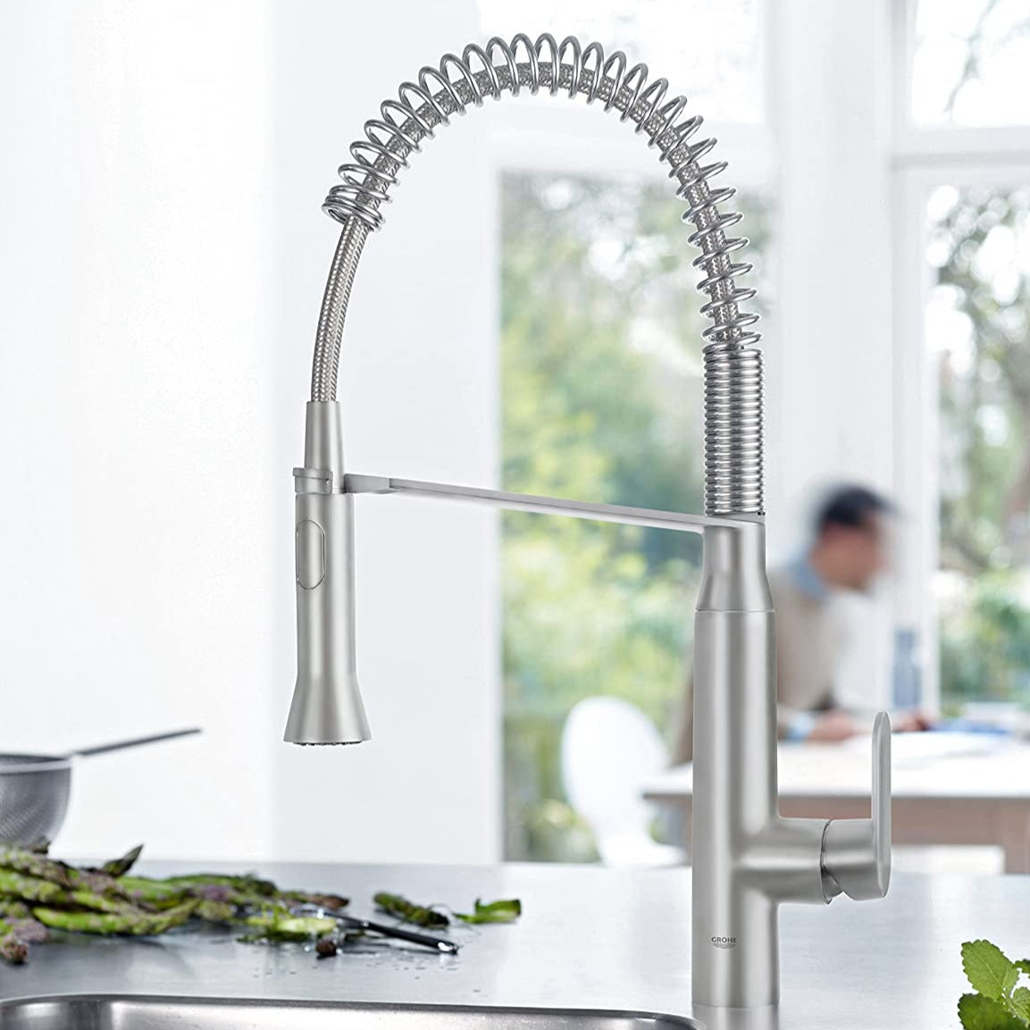 
                  
                    GROHE 高儀 K7 Medium 雙色 專業下拉式 廚房龍頭 伸縮龍頭 31379
                  
                