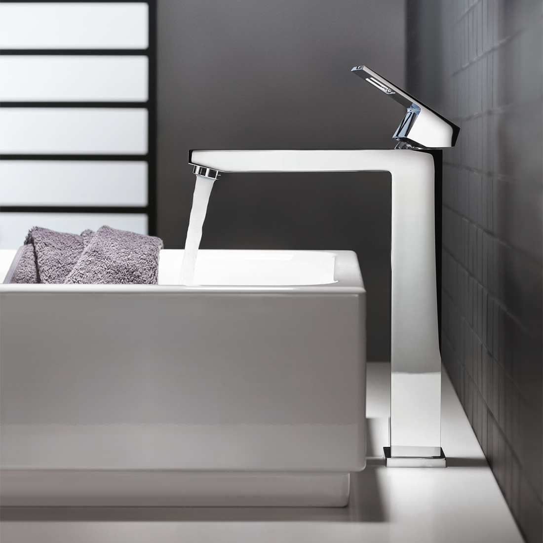 
                  
                    GROHE 高儀 德國品牌 EUROCUBE 高腳面盆龍頭 臉盆龍頭 (XL) 23406
                  
                